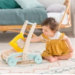 Corolle BB30 CHARIOT DE MARCHE EN BOIS 8 Corolle BB30 CHARIOT DE MARCHE EN BOIS -Jouets Pour Enfants Boutique 67d32317a50d3ff232a8bbb10a84f02eb86eaf76 10082921 03